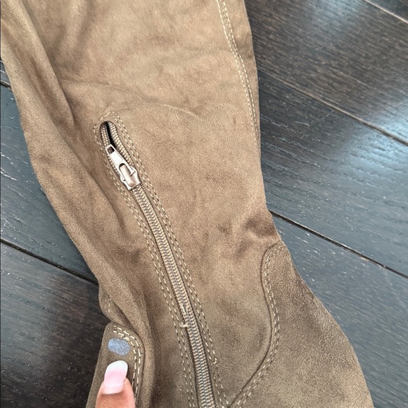 🔵 Fashion Nova Suede Knee-High Boots Size 9 - Picture 3 of 8